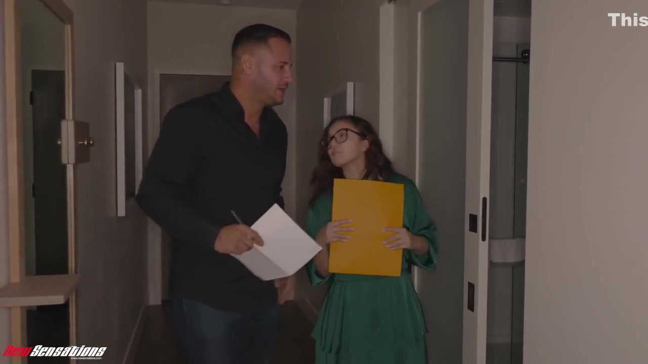 Leana Lovings In Nerdy Hotel Manager Has A Very Wet Pussy