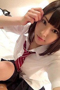 Yurina Ayashiro