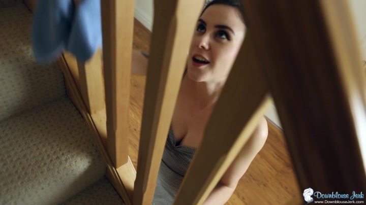 Jessica in Do You Want To See My Big Tits? - DownblouseJerk