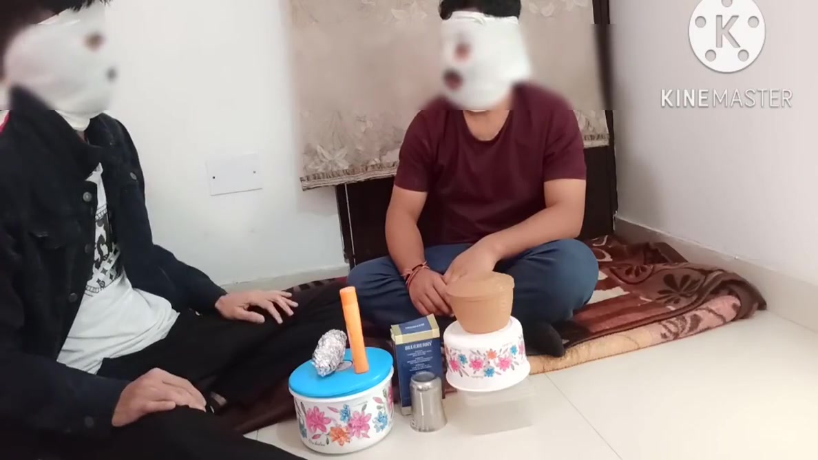 Indian Gay Shopkeeper & Customer - Gay Sex
