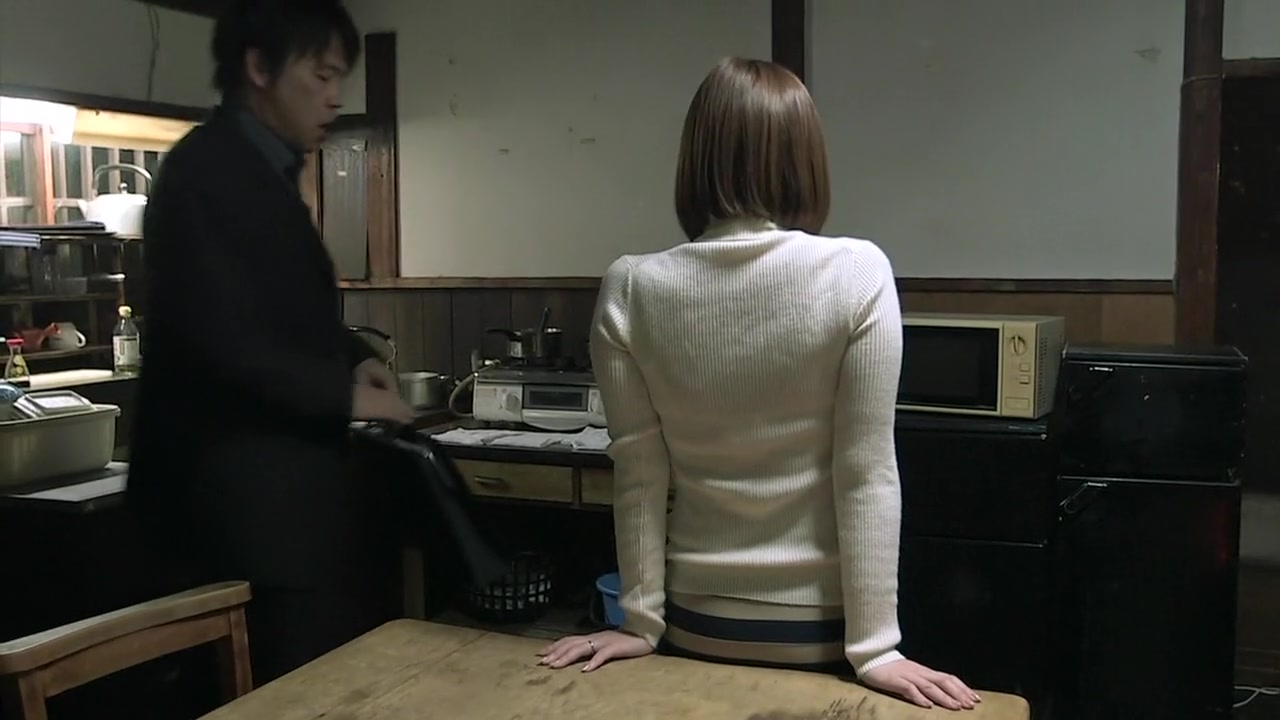 Cheating Housewife Ruri : 2