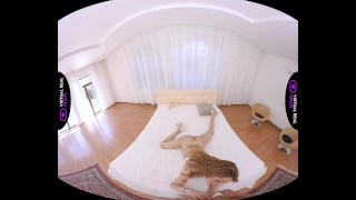 VirtualRealTrans.com - Intimate breakfast