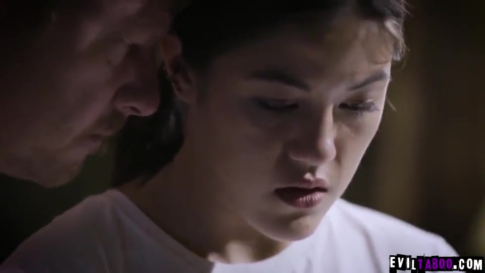 Pure Taboo And Kendra Spade - Step dad Aggressively Fucks His Stepdaughter!