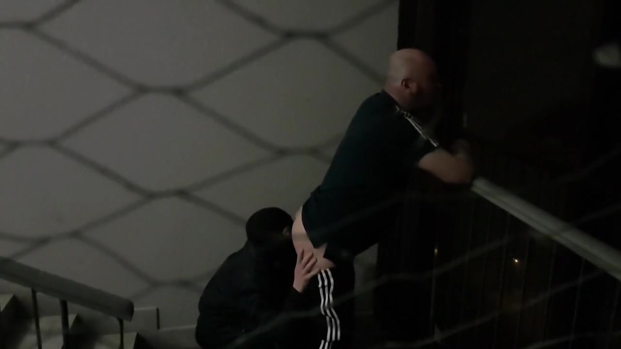Extreme Public Sex - Skinhead And I Smoked In The Entrance And He Fucked Me Bareback A Fat Dick
