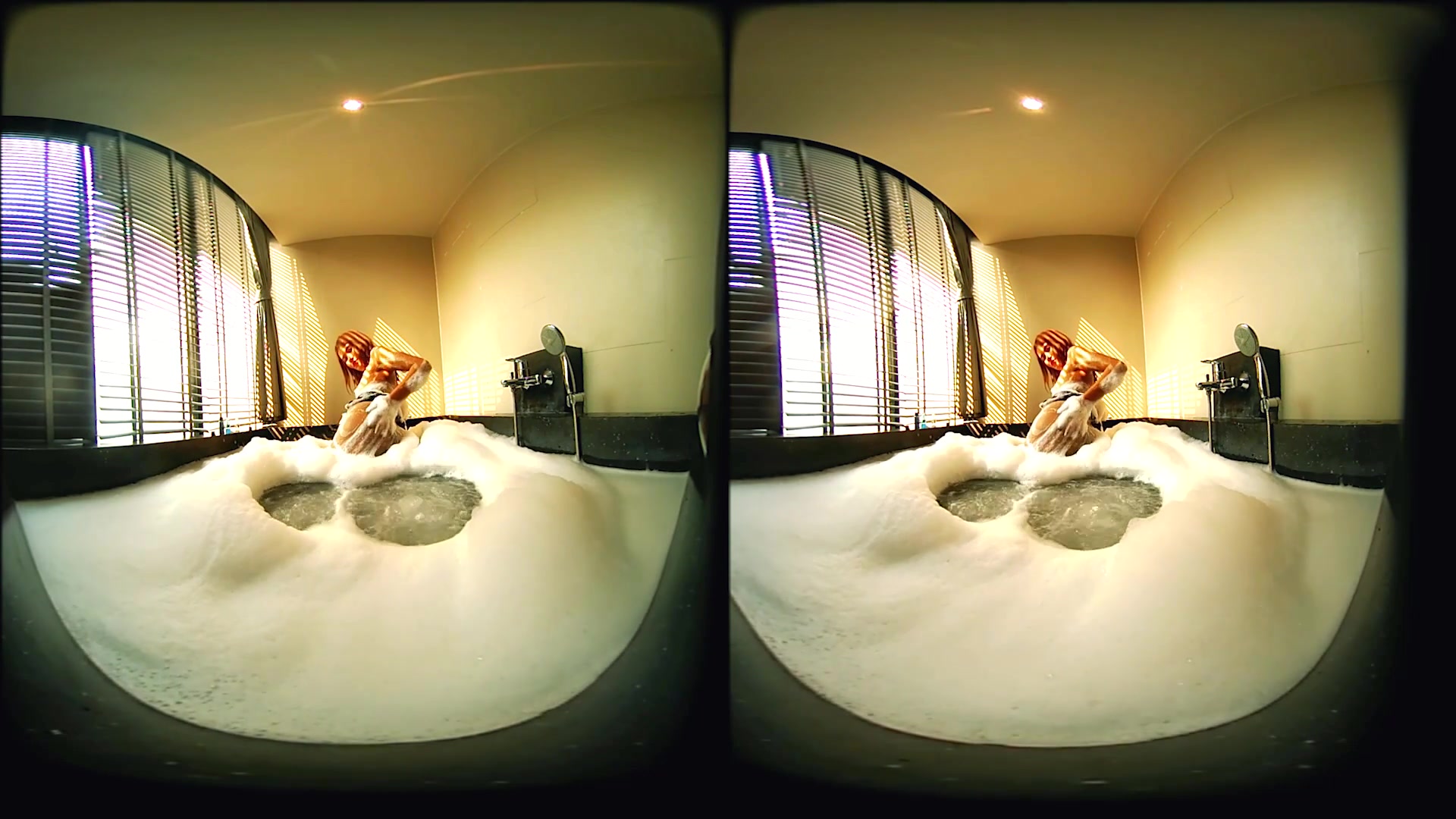 Wet Finger Games In The Whirlpool 2 - VRPussyVision