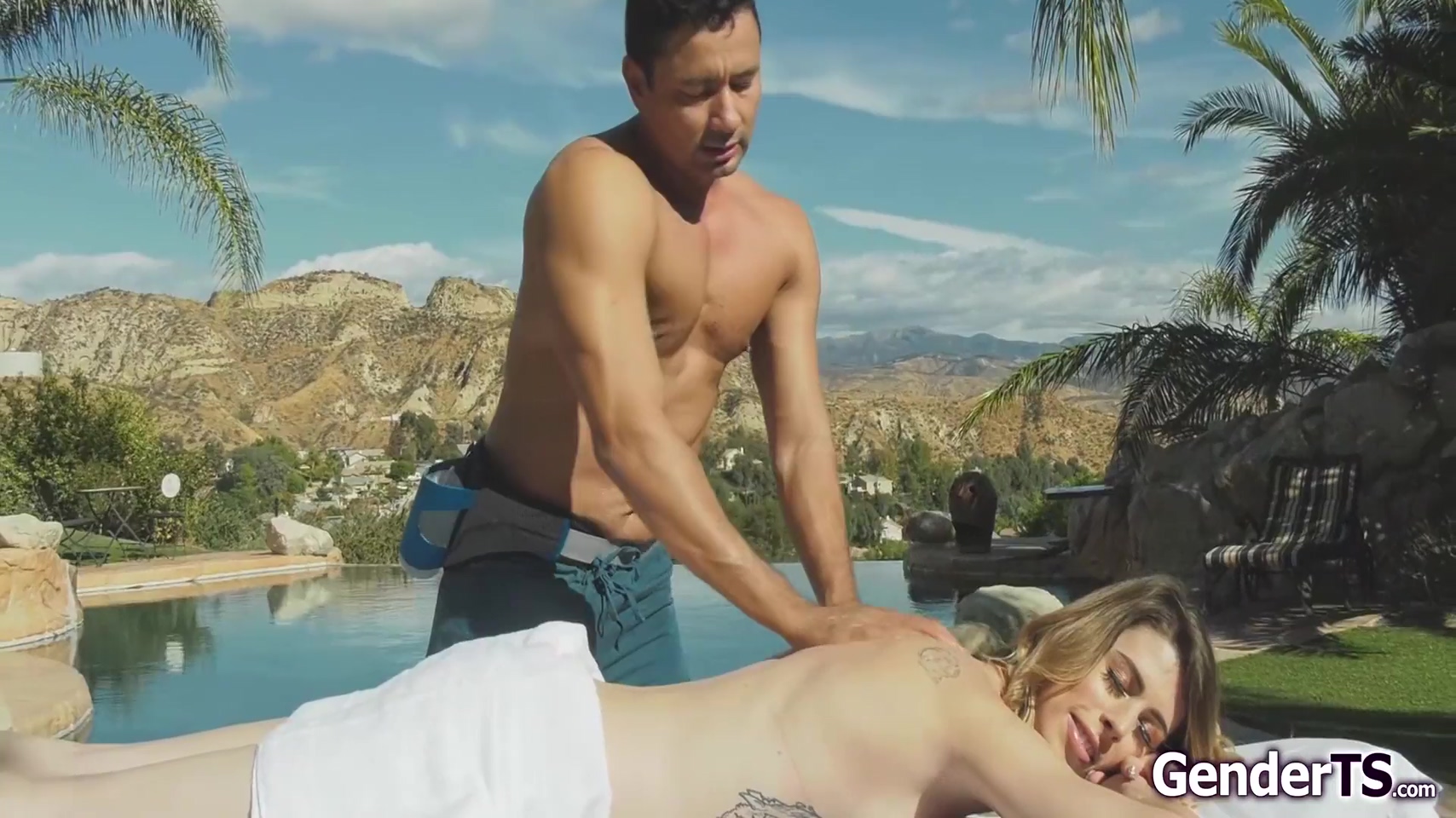 Gabriel D'alessandro And Casey Kisses - That Outdoor Massage Got My Ts Dick Hard