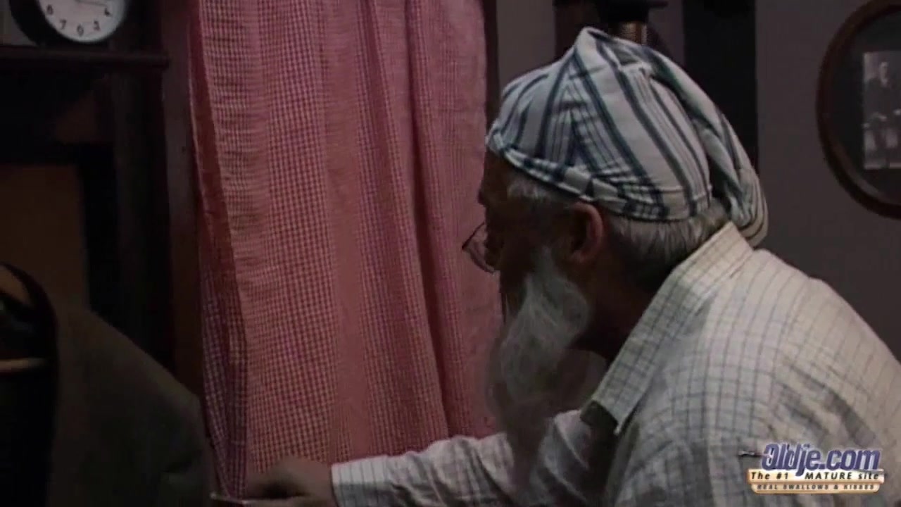 White hair grandpa fucks teen 18+ girlfriend shows in dream