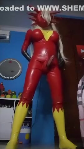 Blaziken Suit NSFW (+18)