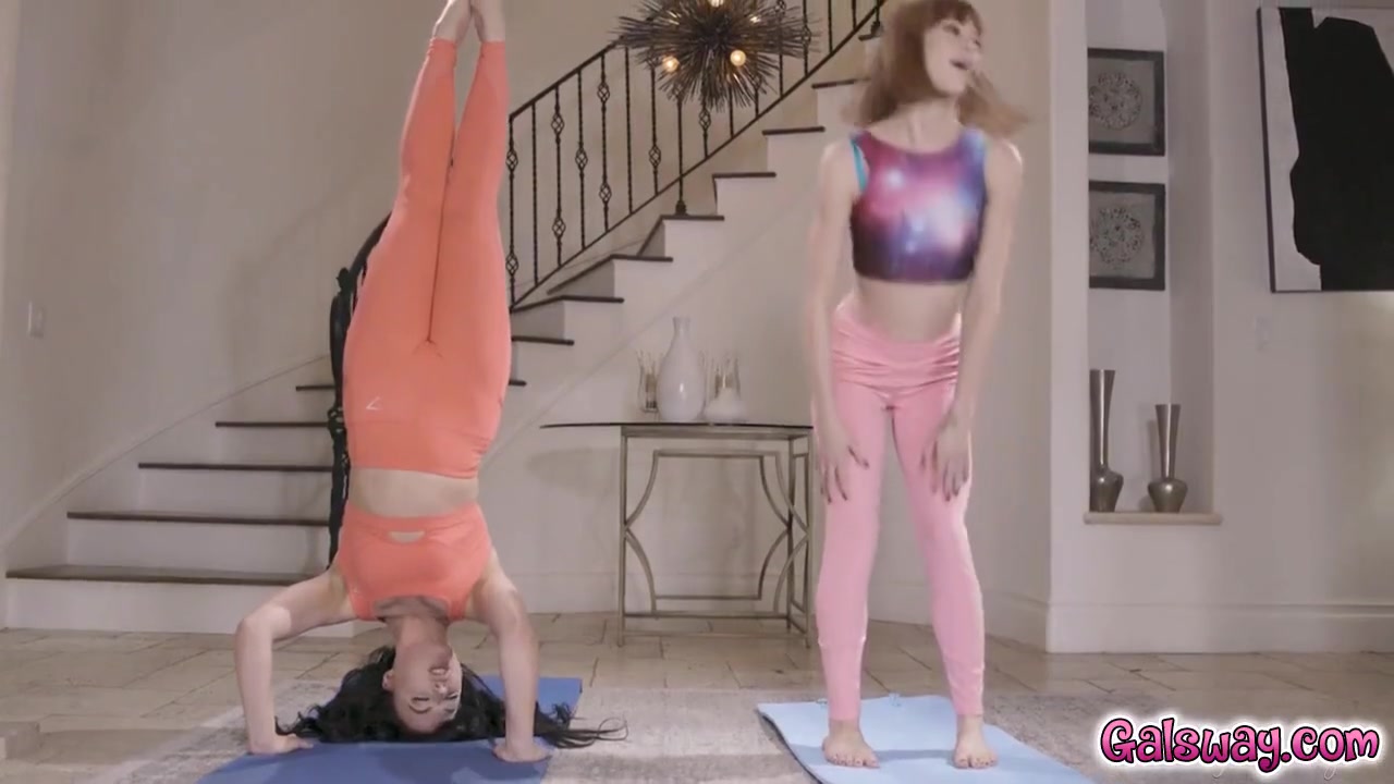 Lesbians Made Some Fun Positions To Make Eating Pussy M