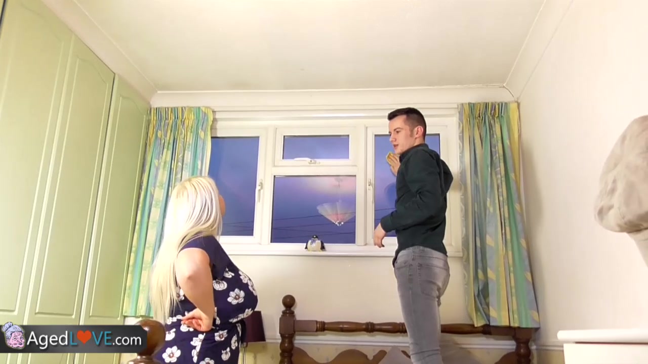 Agedlove boy with big dick reward fuck with Mature
