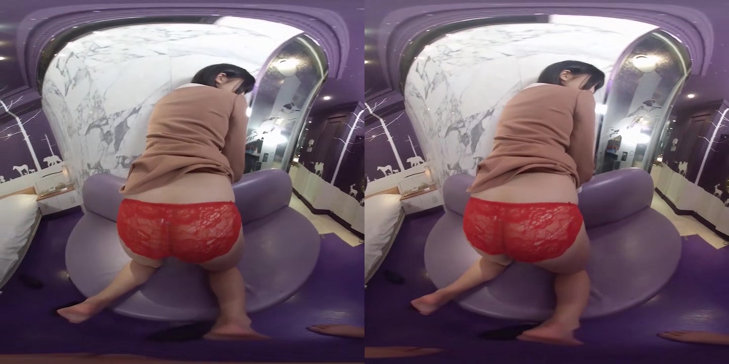 Hinami Narusawa in Sexually Frustrated Wife with Dynamite Body Breaks 5 Year Sex Ban - PetersMAX