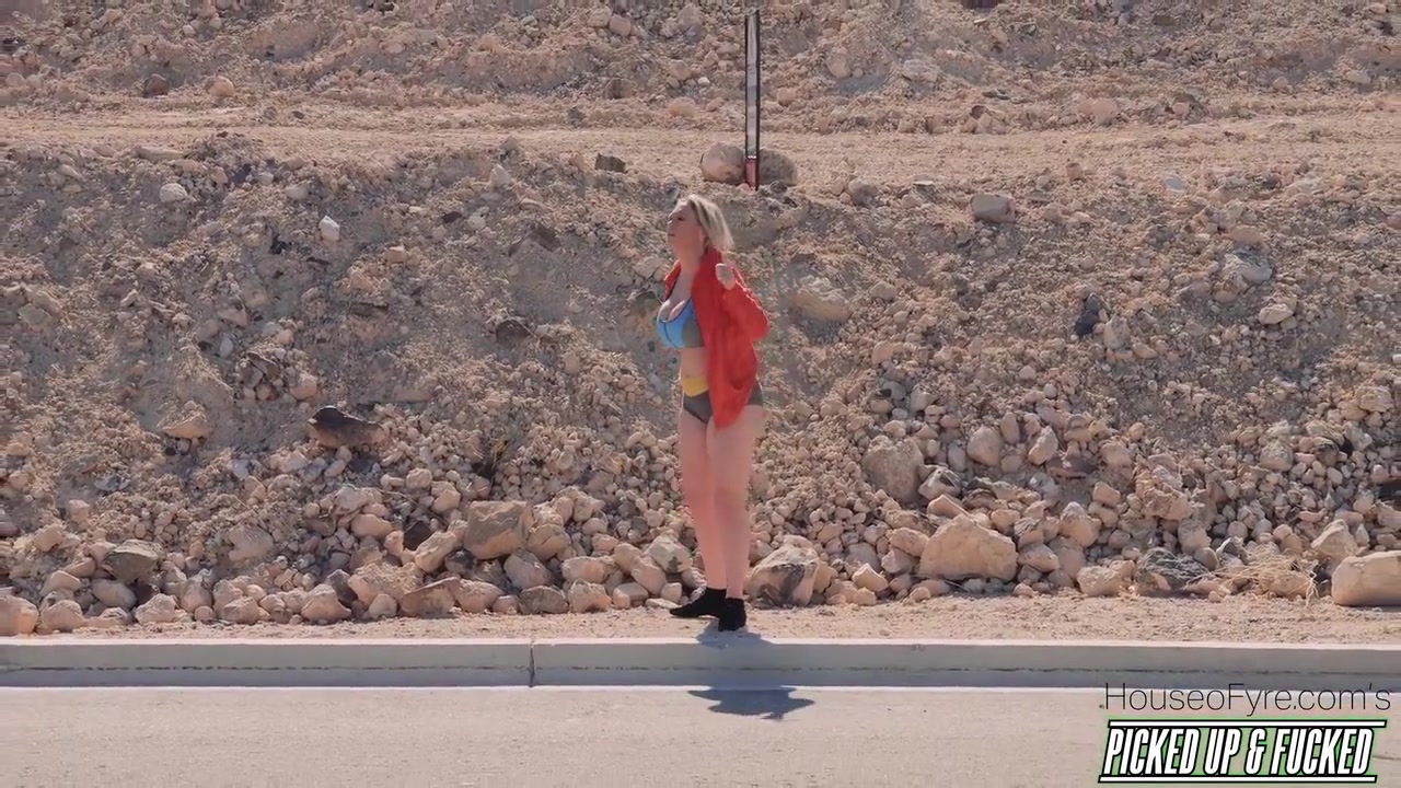 Fan Finds Pornstar Jogging And Takes Her Home - Dee Williams And Kyle Mason