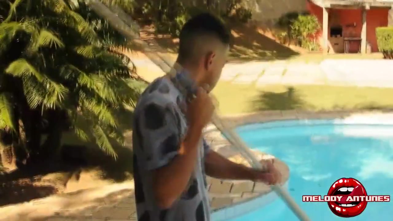 Melody Antunes In Piscineiro Me Fodendo Na Beirada Da Piscina Completo Xred 6 Min