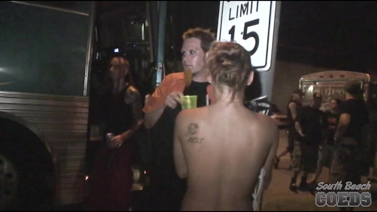 Hot Girls Getting Naked Back Stage with Real Rock Stars - SouthBeachCoeds