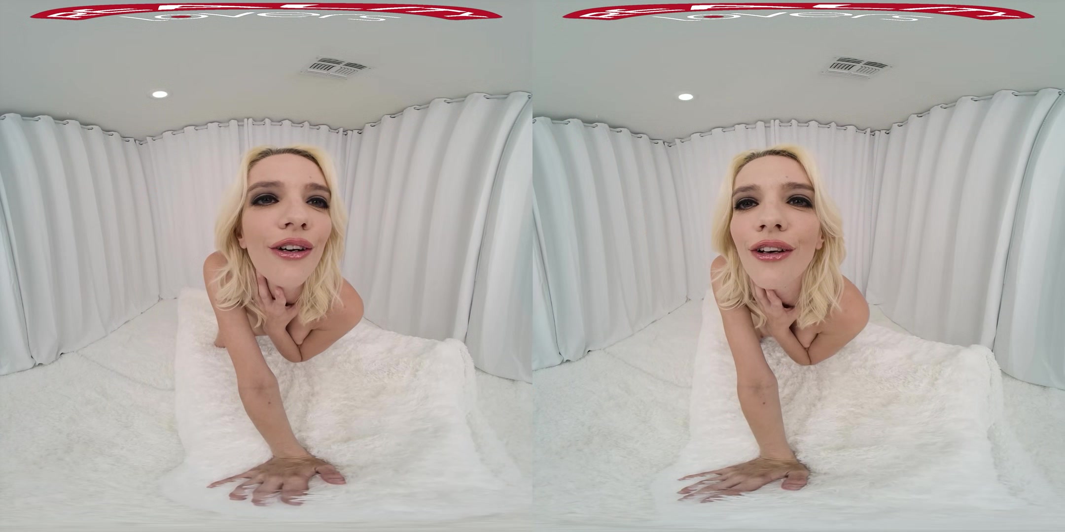 Kenna in the White BoXXX - RealityLovers