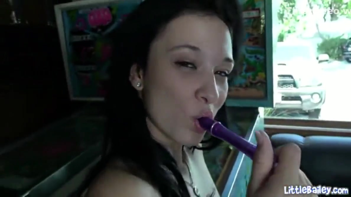 Masturbate And Fingering Pussy - Mandy Sky