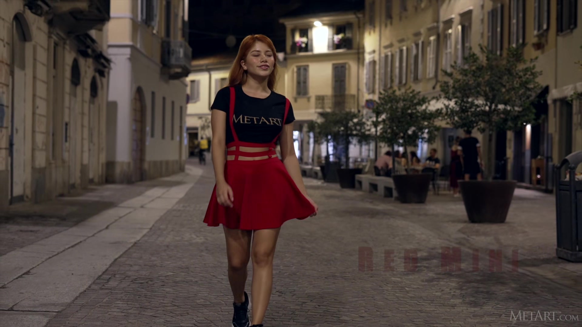 Red Mini - Marina Gold