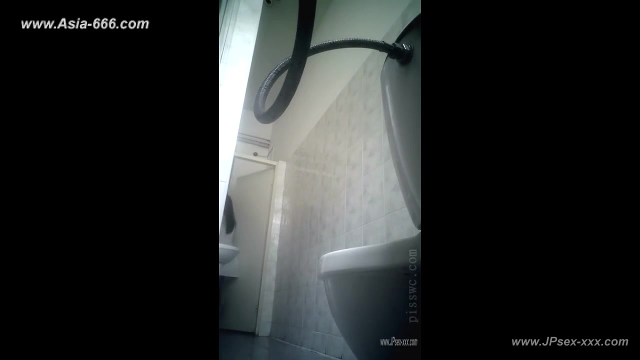 peeping blondes go to toilet.73