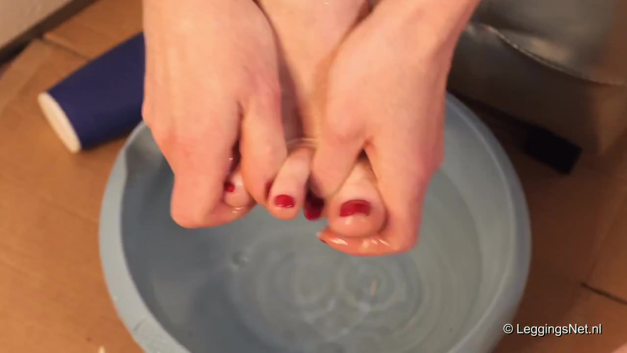 Wash Feet
