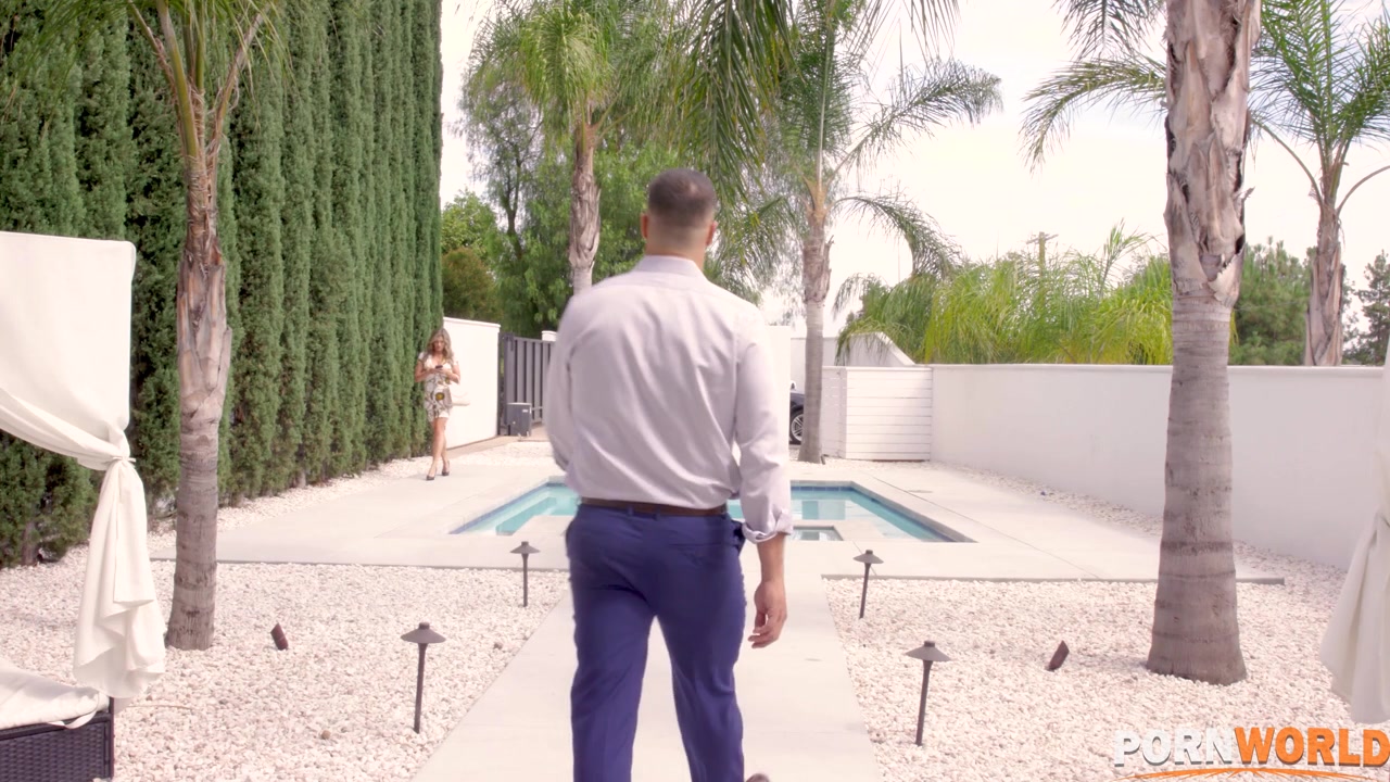 Busty Blonde MILF Cory Chase Takes Anal Ramming From Stud Real Estate Agent GP2587 - AnalVids
