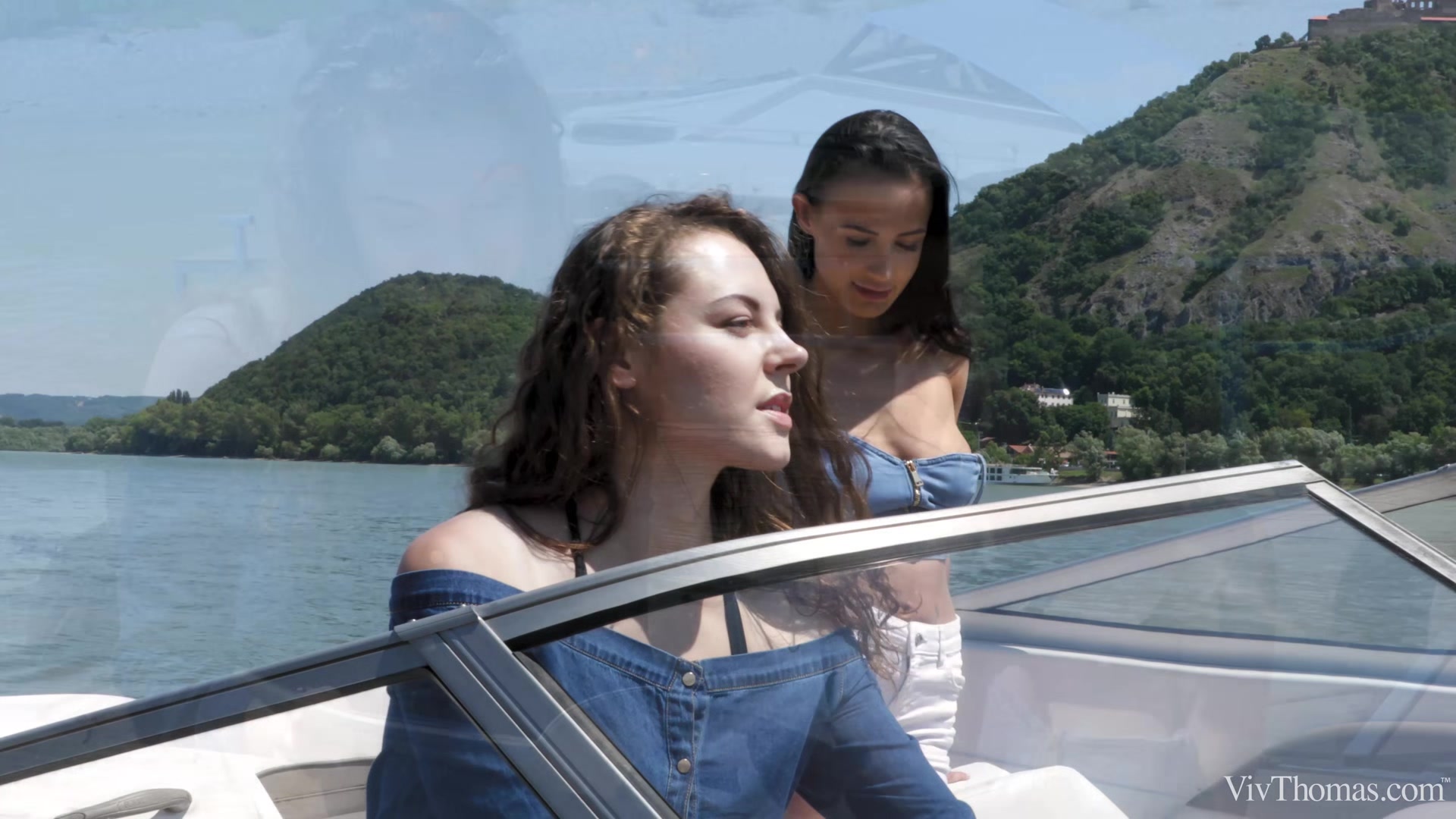 The Pick Up 1 - Sail Away - Nicole Love & Sofia Curly - VivThomas