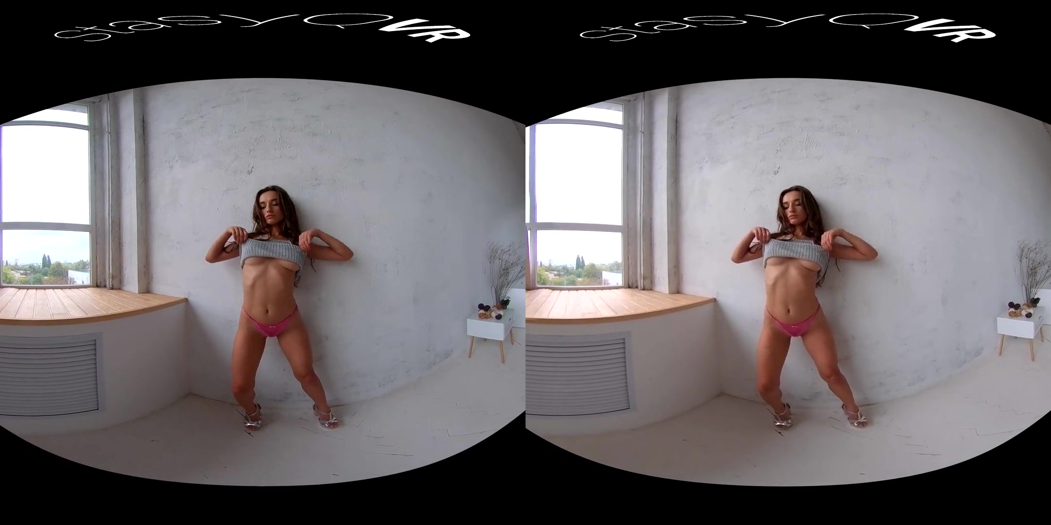 Gloria Sol in High Heels & Pink Panties - StasyQVR
