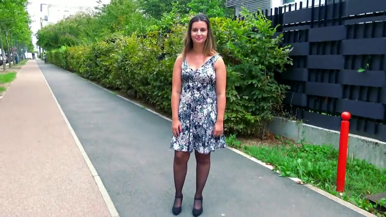 Georgia, 28 years old, the pleasure of giving and receiving! - Jacquie et Michel TV