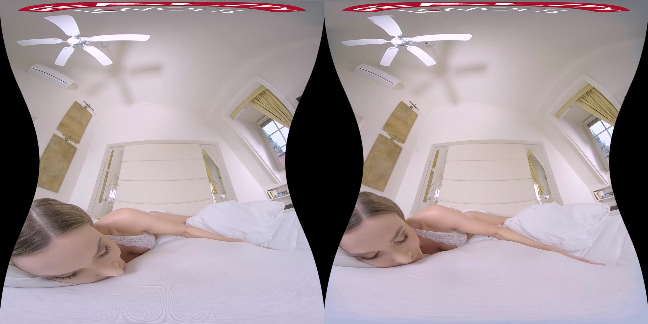 Girlfriend first VR Scene - RealityLovers