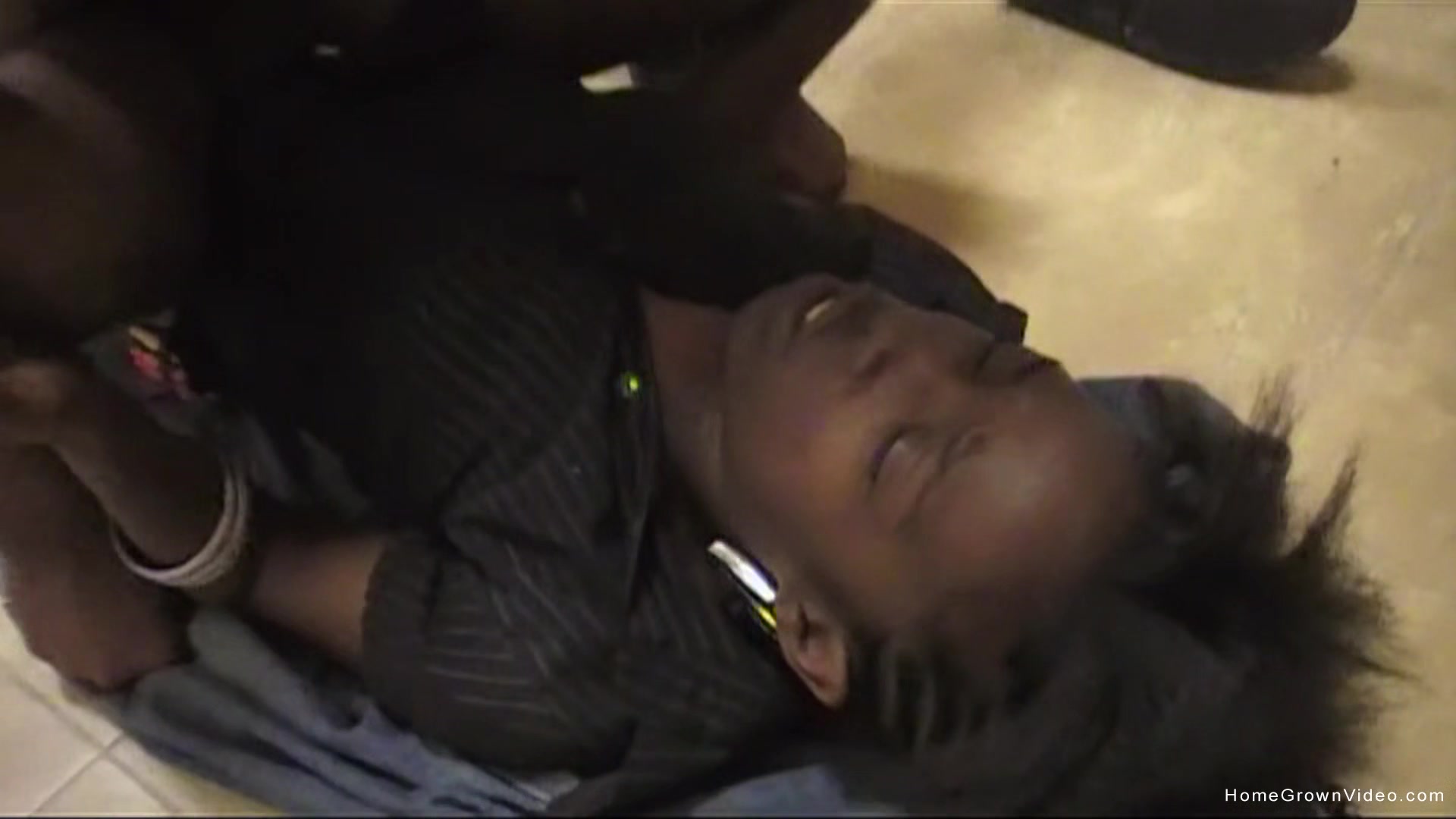 Skinny ebony amateur sucks then fucks her boyfriend