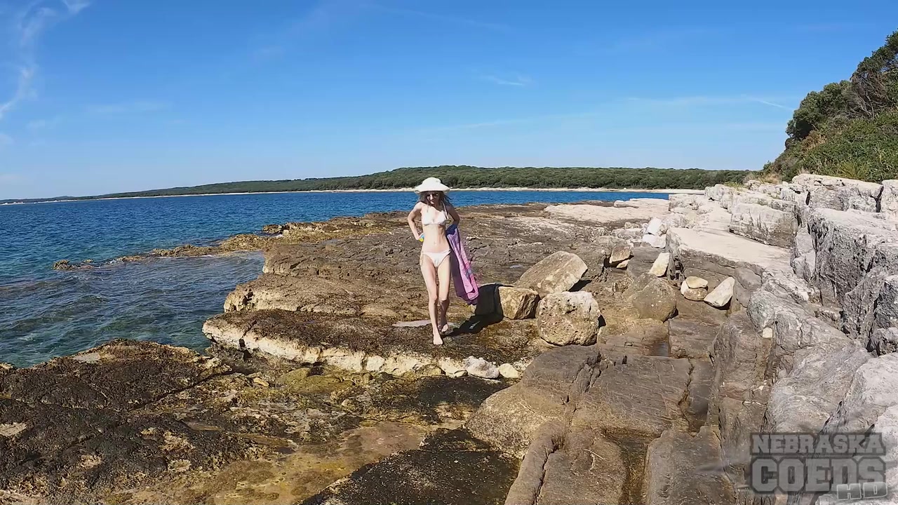 Poppy Risky Public Masturbation On Croatian Beach Vacation Video