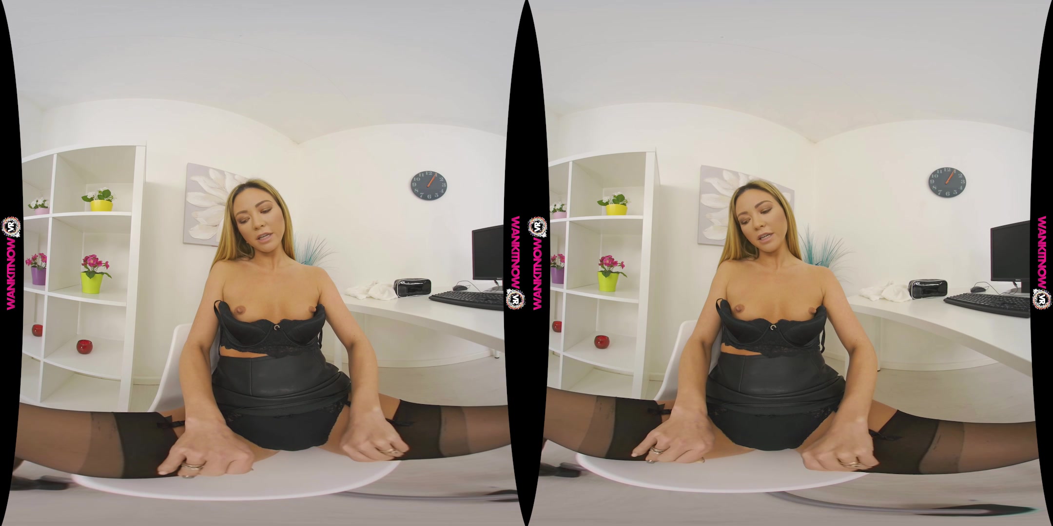 Focus On My Pussy featuring Natalia Forrest - WankitNowVR
