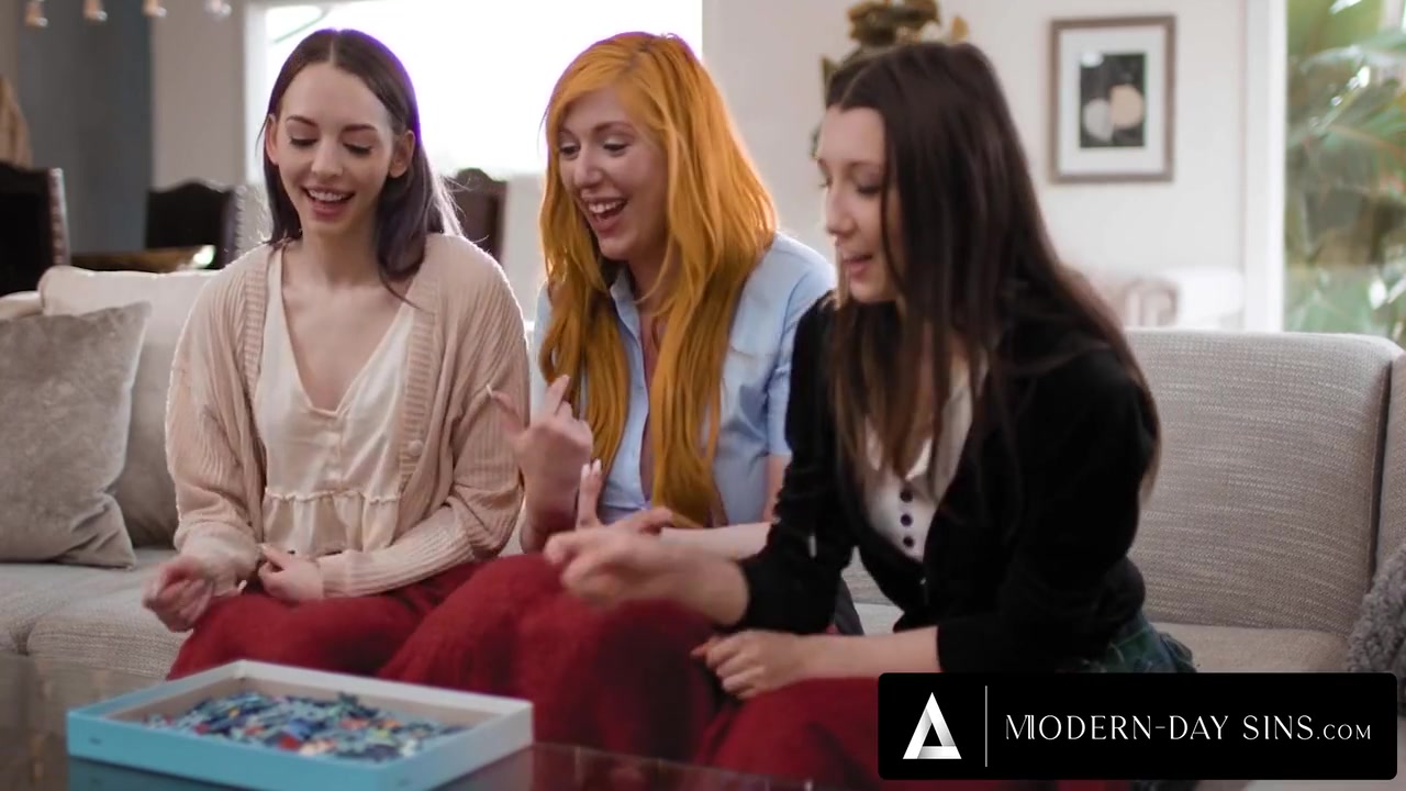Lily Larimar, Lauren Phillips And Maya Woulfe - Uses 3-way To Help Virgin Lesbians And