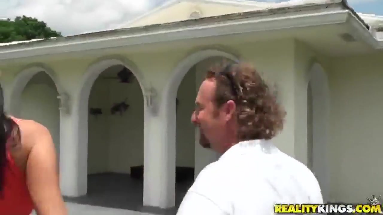 MILF hunter sets off to seduce his new protege