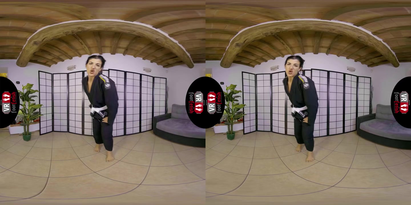 Karate Master Bianca Blance Uses Her Sexy Feet And Wrinkled Soles - VRFootFetish