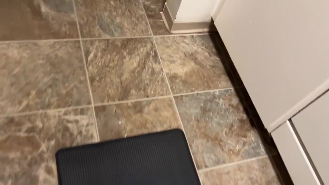 Fucking The Plumber - Petite Seattle Hotwife Vanessa Cliff