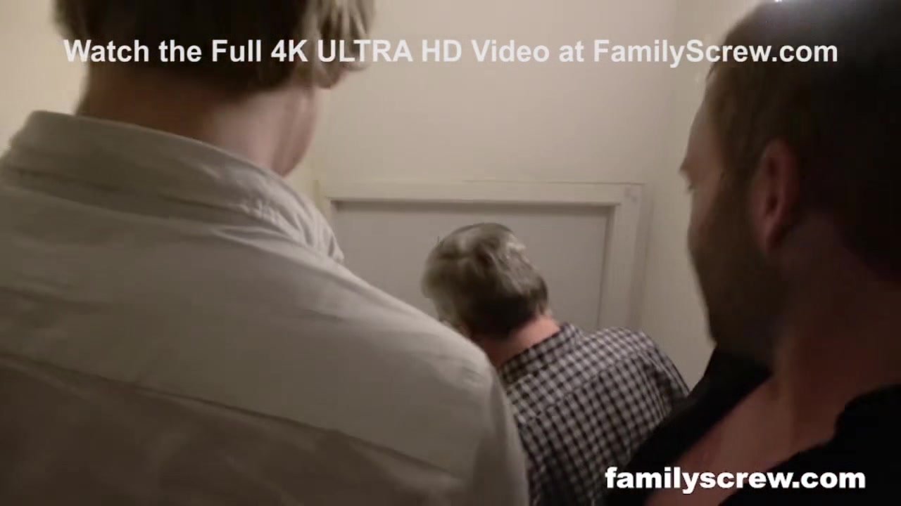 Cumming together as a Family - Familyscrew