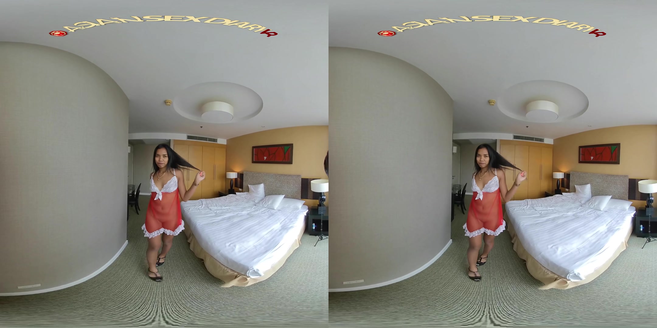Petite Thai girl with perfect Ass - AsiansexdiaryVR