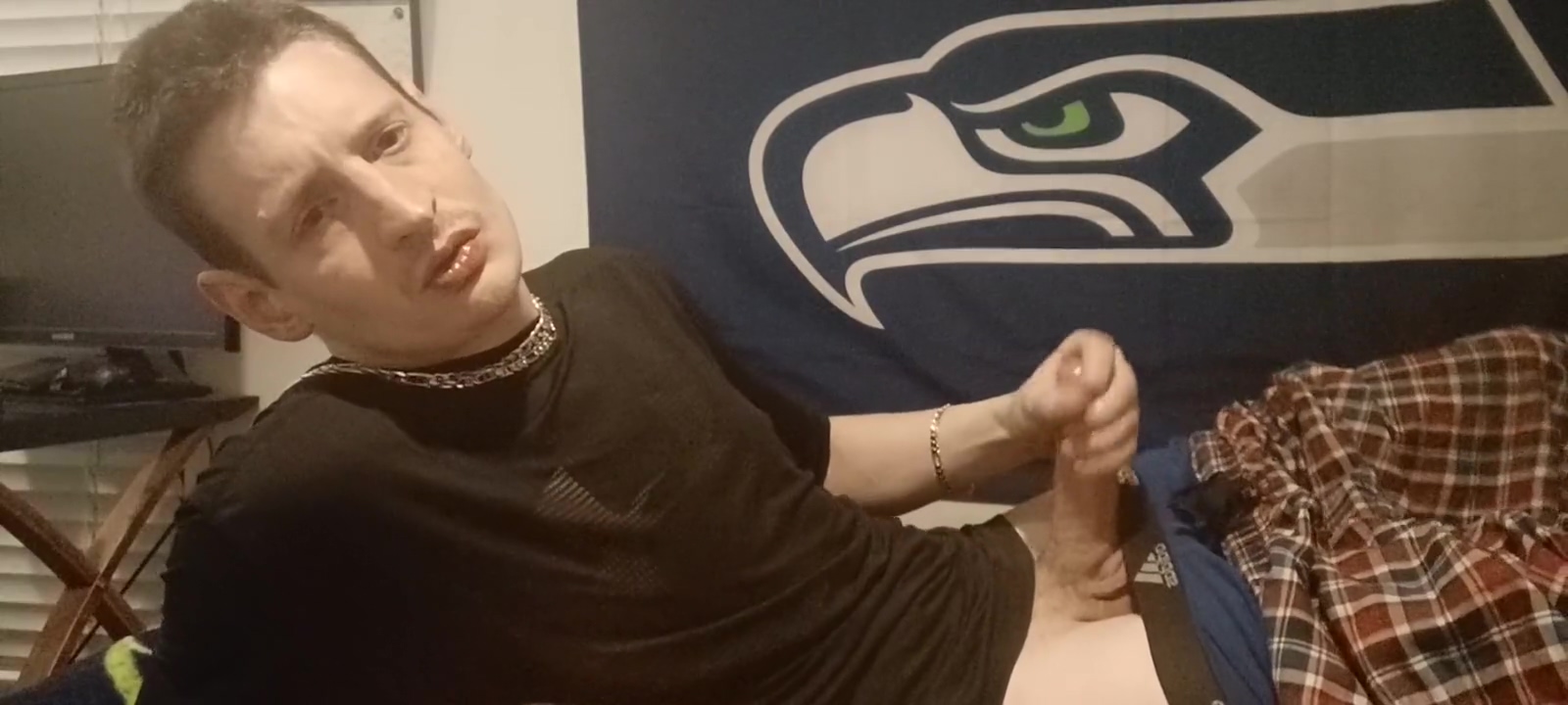 Spending Christmas Eve With My Cock