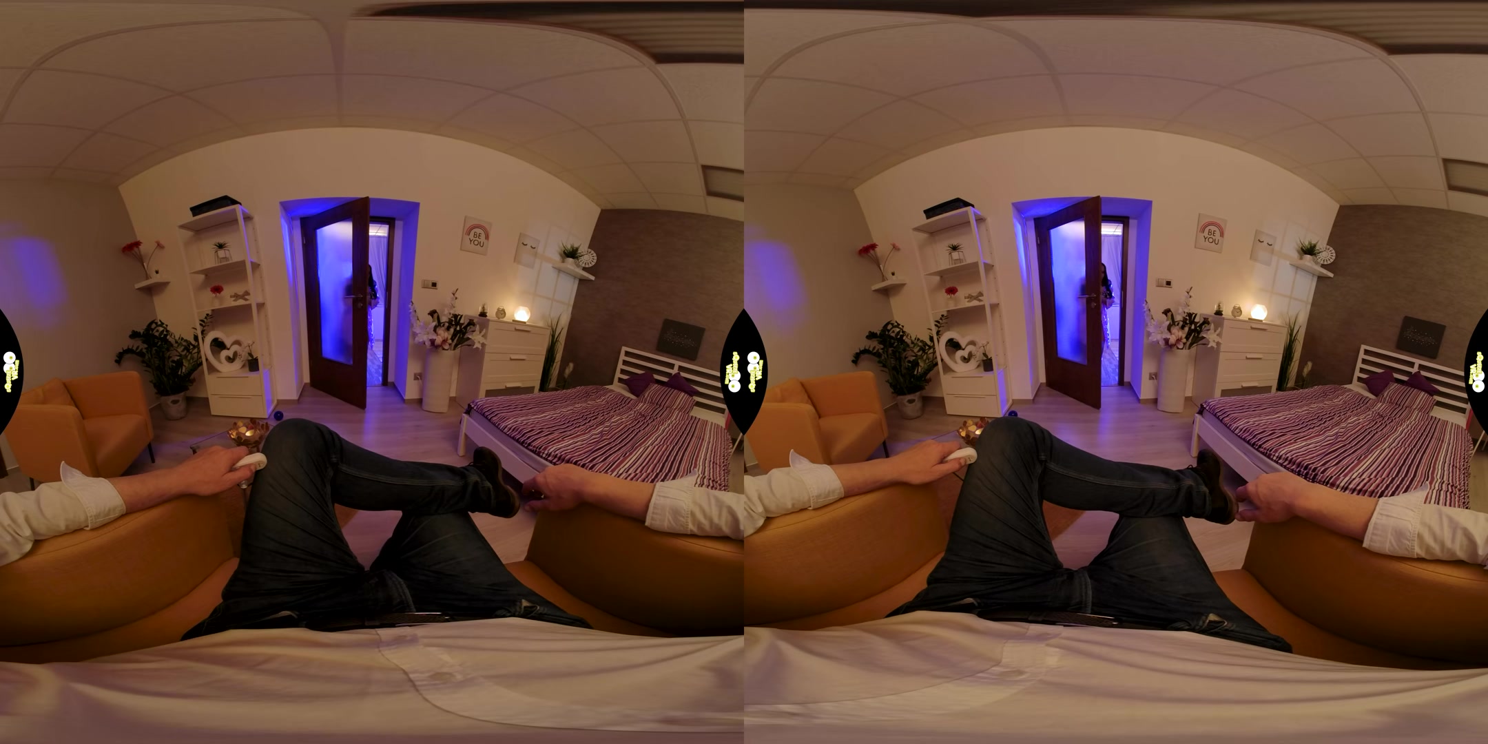 Naughty Girl - SqueezeVR