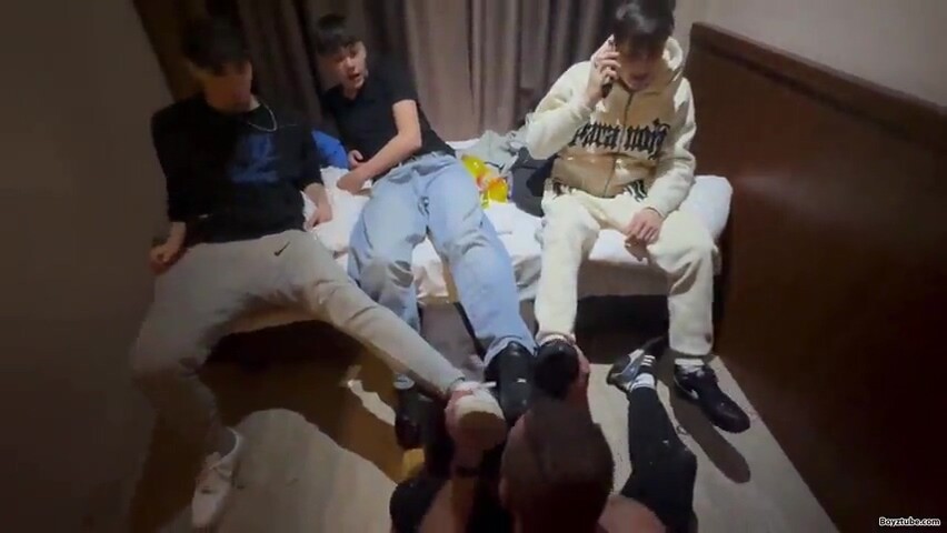 German smoking sneaker master party