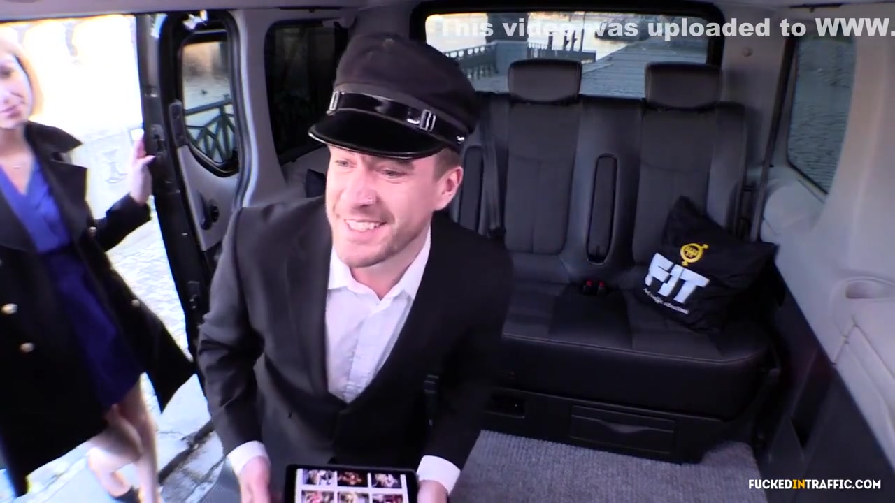 Mellisa Meddison - Spreads Her Thighs For The Cab Driver