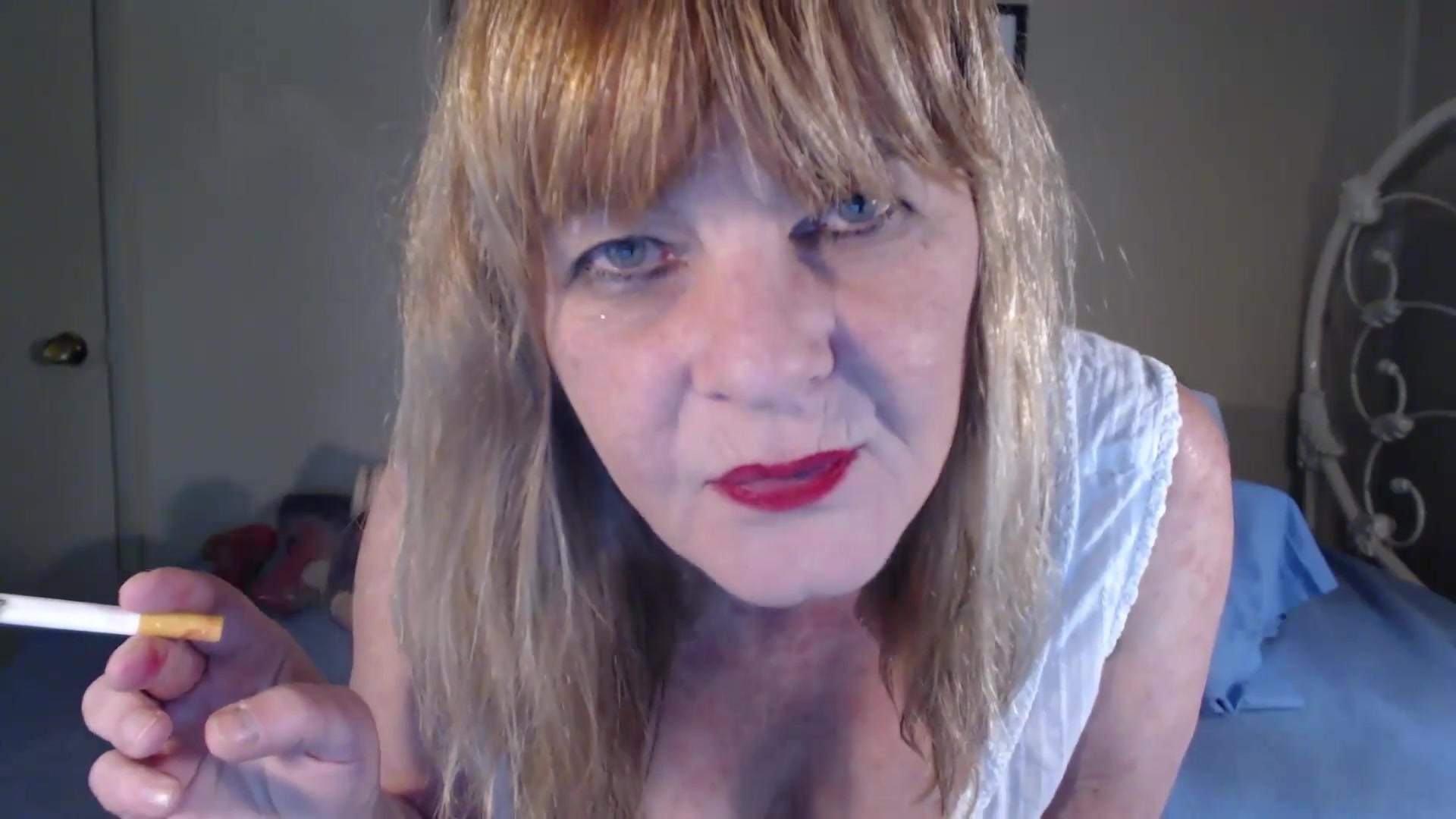 Smoke Fetish In My Panties - TacAmateurs