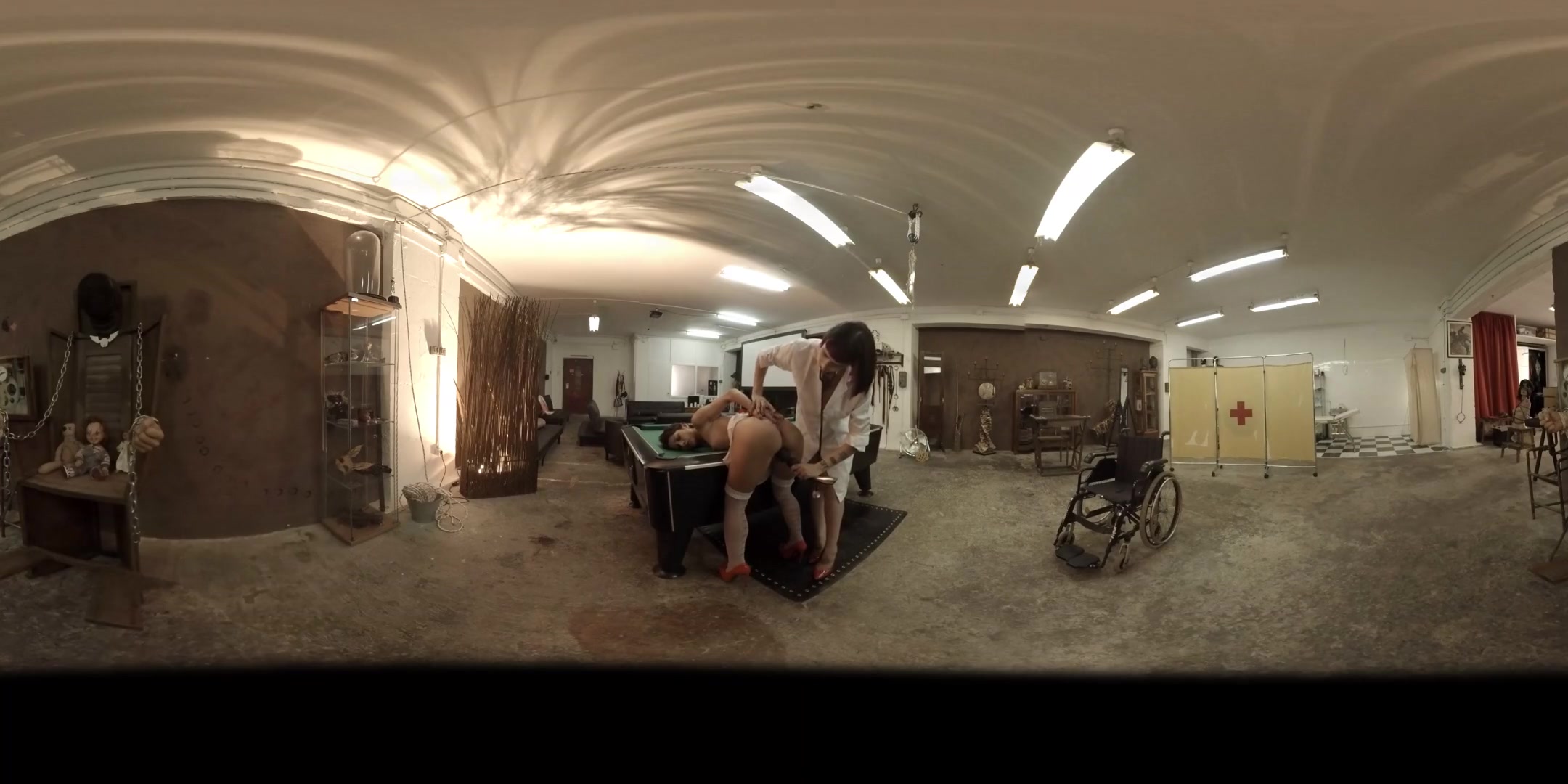 Valentina Bianco & Mistress Minerva in First-Sex Kit: Deep Exploration - VirtualPorn360