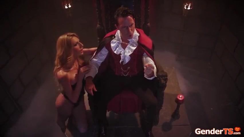 Jade Venus And Gal Ritchie - Even A Vampire Needs His Balls Drained