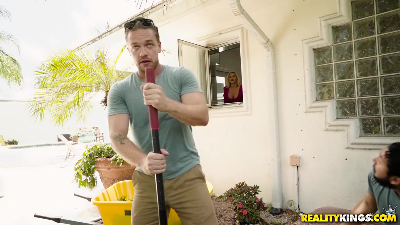 Getting Dirty With Ms Croft - RealityKings with Alena Croft, Kyle Mason