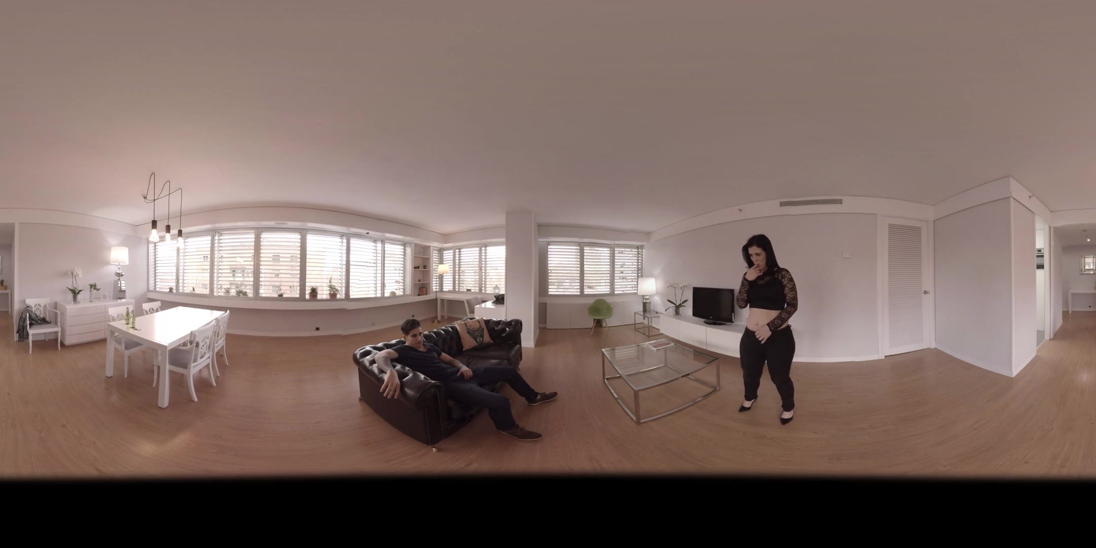 Blowjob Chill with a Horny Couple - VirtualPorn360