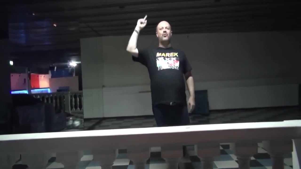 Two Ruthless Sluts In A Ring