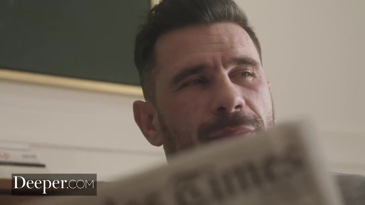 Mloda Galerianka Oddaje Sie O Poranku Swojemu Spon