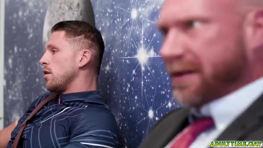 And Kilian Knox Let Loose And Lustfully Fucks With Roman Todd
