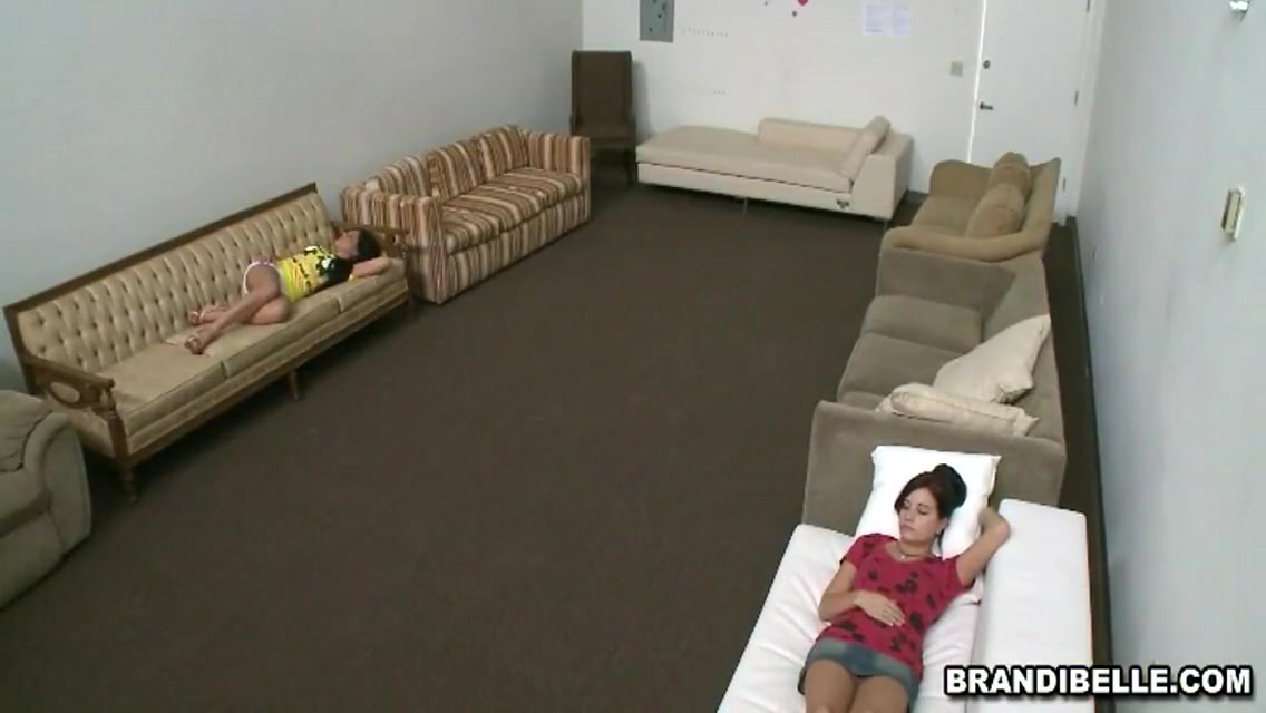 Jerk Off On Me While I S 5 Min With Brandi Belle